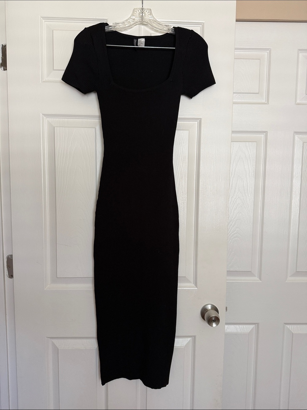 H&M Black Ribbed Midi Dress XS